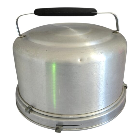 Vintage MIRRO Aluminum Cake Carrier Saver #2002KM w/ Locking Lid & Handle - Picture 1 of 10